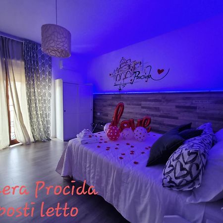 Bed and Breakfast Happy In Napoli Esterno foto