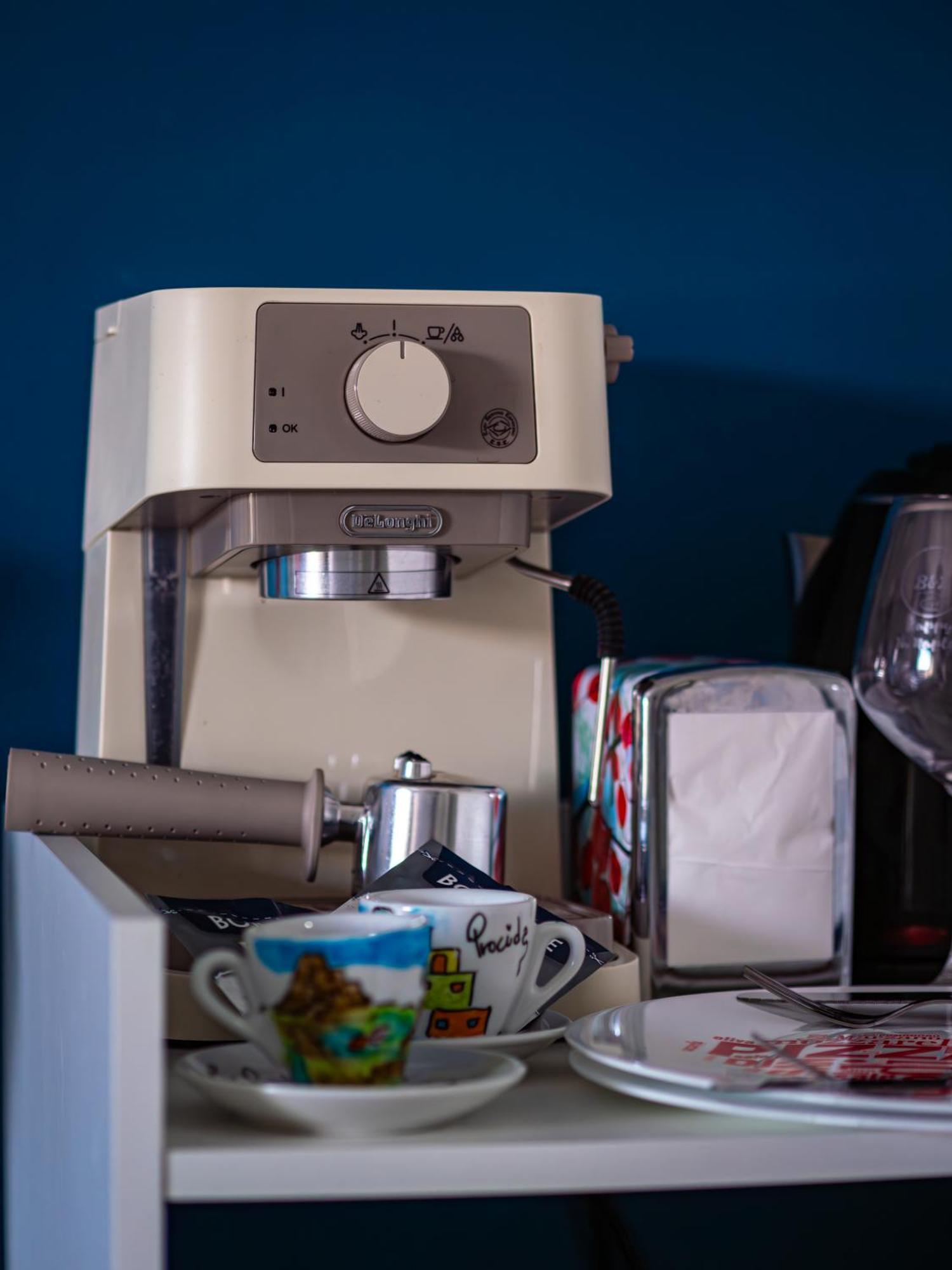 Bed and Breakfast Happy In Napoli Esterno foto